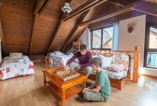 Casa Pilar Escarrilla Ski Views Parking Children Games Room - 6