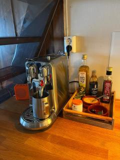 Experience Comfort, Ideal For Small Groups - 8