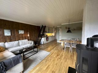 Experience Comfort, Ideal For Small Groups - 6