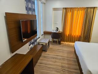 Hotel VedaInn - Lucknow - 8