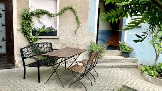 Home office with home cinema in Schm - 8