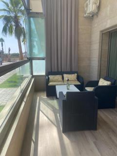 New ground floor apartment - Large terrace direct access to pool - 3