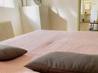 Modern Apartment 2 in Historic Abbey - 4