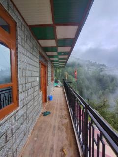 Escape to our serene home stay - 6