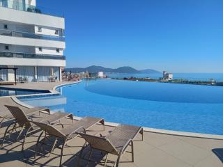 Mirante Home Club - Cobertura SPA 3 Suítes - 8 pessoas - 9