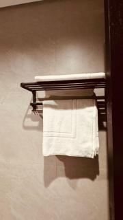 Quiet Night Hotel - 1