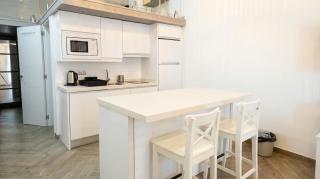 Huge & Sunny 2BR Duplex 10' Setas - 5