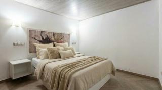 Huge & Sunny 2BR Duplex 10' Setas - 8
