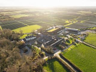 Peaceful cottage with hot tub & ground floor suite -  - 9