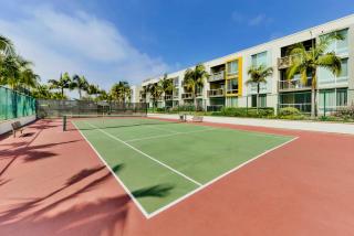 Sunlit Marina View 2BR - Blue Agate Seaside Gem - 6