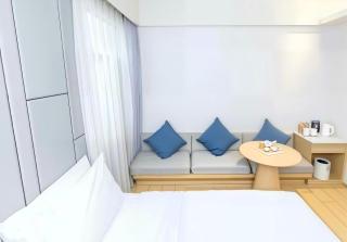 JI Hotel Shanghai Caohejing Hongmei Road - 1