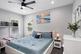 Stunning & Perfect Home w PoolPing Pong Table Near Downtown, Ybor & Armateur - 7