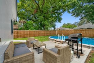 Contemporary & Fully Updated Heated Pool Home - 9
