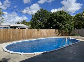 Renovated Home in Hollywood - 9