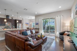 Stunning Home Blocks Away from Bayshore Boulevard - 1