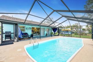 Cozy Oasis Screened Pool Picturesque Water Canal Views! - 9