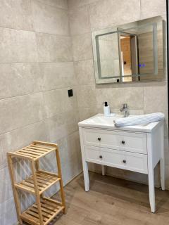 Chalets Capucine ou Clochette 5P - SPA Privatif - 2