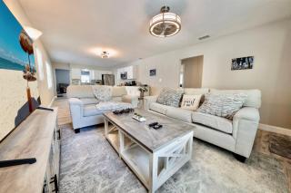 Chic Haven in Tampa 3BR2BA Stylish Sanctuary Awaits You! - Tampa - 5