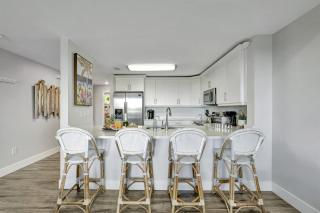 Renovated Spacious Townhome w Pool & Gym in Little Harbor Resort & Marina - 7