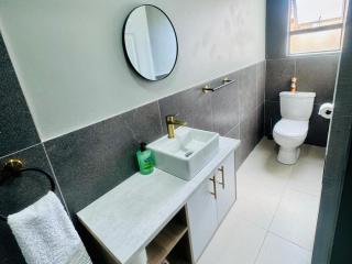 EMatolweni Guesthouse - 6