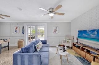 Magnificent Pool House in the Heart of Tampa - Sleeps 10 - 3