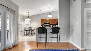 Stunning Heated Pool House for 10 in Brandon, FL - 3