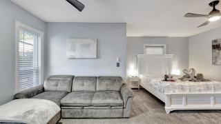 Stunning Lake House w Heated Pool Ping Pong! - 6