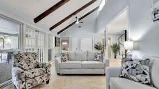 Stunning Lake House w Heated Pool Ping Pong! - 5