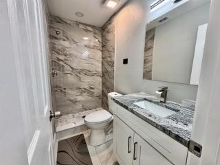 Beautifully Renovated Home 8 Mins to DT Tampa - 6