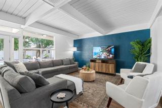 Amazing Mid Century Coastal, Heated Pool, Beaches - 4