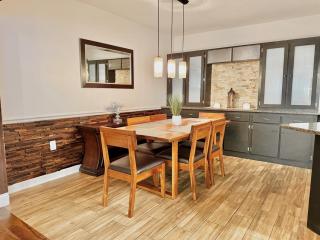 Sunny Clearwater Escape 3BR Game Room Pool 3 Baths - 6