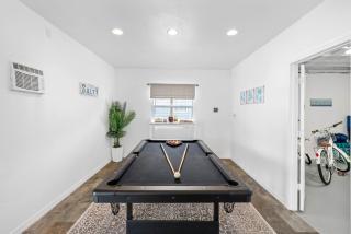 Family-Friendly Retreat Pool & Game Room by Crystal Beach - 8