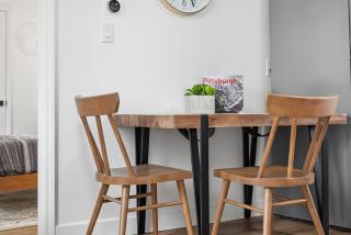 Dormont Pittsburgh 2 Modern and Bright 1 Bedroom Apartment, Free Street Parking - 6