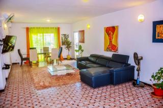 Route de ouakam Fann résidence - 1