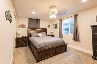 5BR Home By Downtown CDA-Nintendo-Foosball-Games - 3