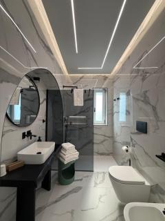 Kari Suite - 1