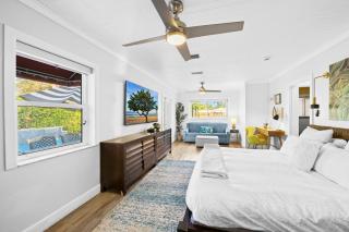 Palms Retreat! Giant Heated Pool-HotTub-FirePit-5Min2Beach-Pets-EV Chgr - 4