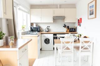 Pollymoor Beach House - 9