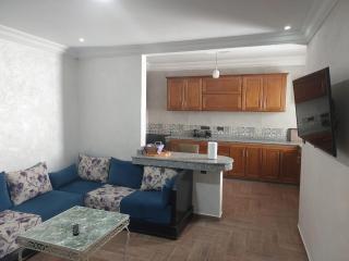 2nd floor apartment, 2 bedrooms, living room rental - 7