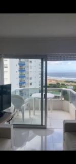Apartamento Torre Marina II - Vista al Mar - Parada 4 Playa Brava - a 150 m de la Playa - 2