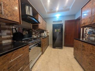 Lake City Villa - 1