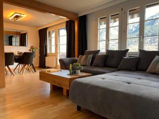 Breathtaking Lake & Mountain View Apartment 2 - 8