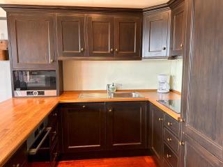 Cozy Top-Floor Apartment With Fireplace And Sauna - 4