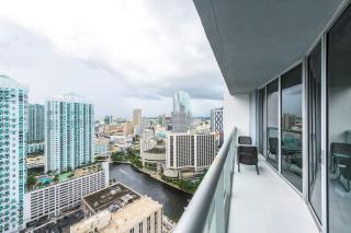 Waterfront Spacious Luxury 1 Bedroom IconBrickell - 6