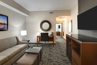 Drury Plaza Hotel Mobile - 8