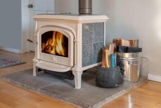 Charming adobe home in Santa Fe - 8