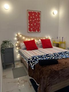 Indiranagar Couples Den - 0