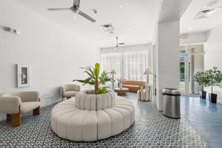 Bluebird Suites at The Apex Miami - 4