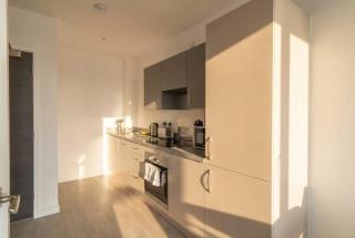 Modern Studio Apartment in Salford Great Views - 4