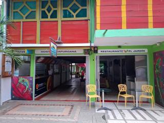 Hostal Capurgana - 9